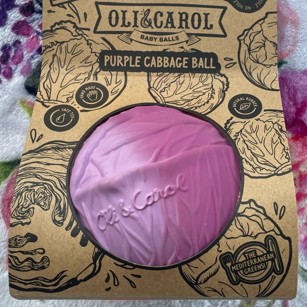 OLI & CAROL Purple Cabbage Baby Ball